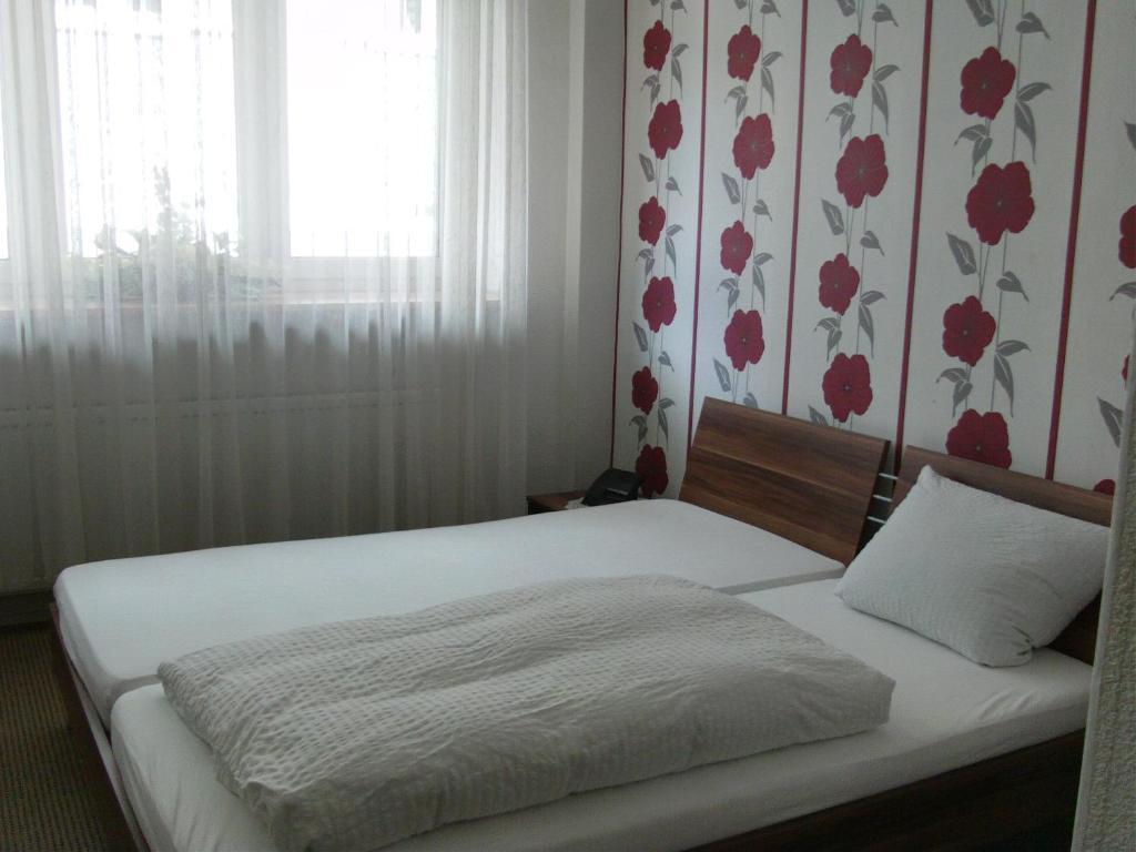 Hotel Martinsklause Meckesheim Rum bild