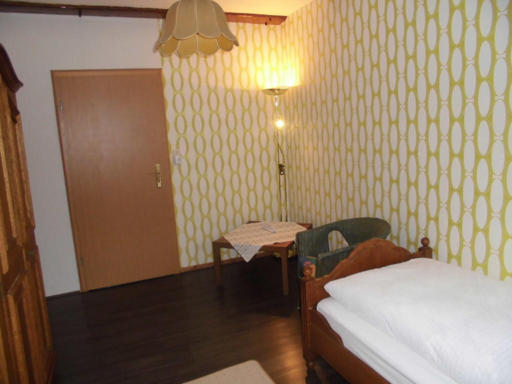 Hotel Martinsklause Meckesheim Rum bild